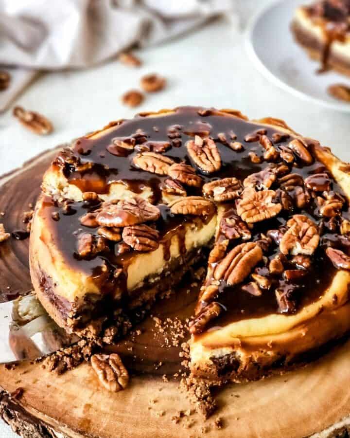 Pecan Pie Cheesecake Recipe - Everyday Eileen